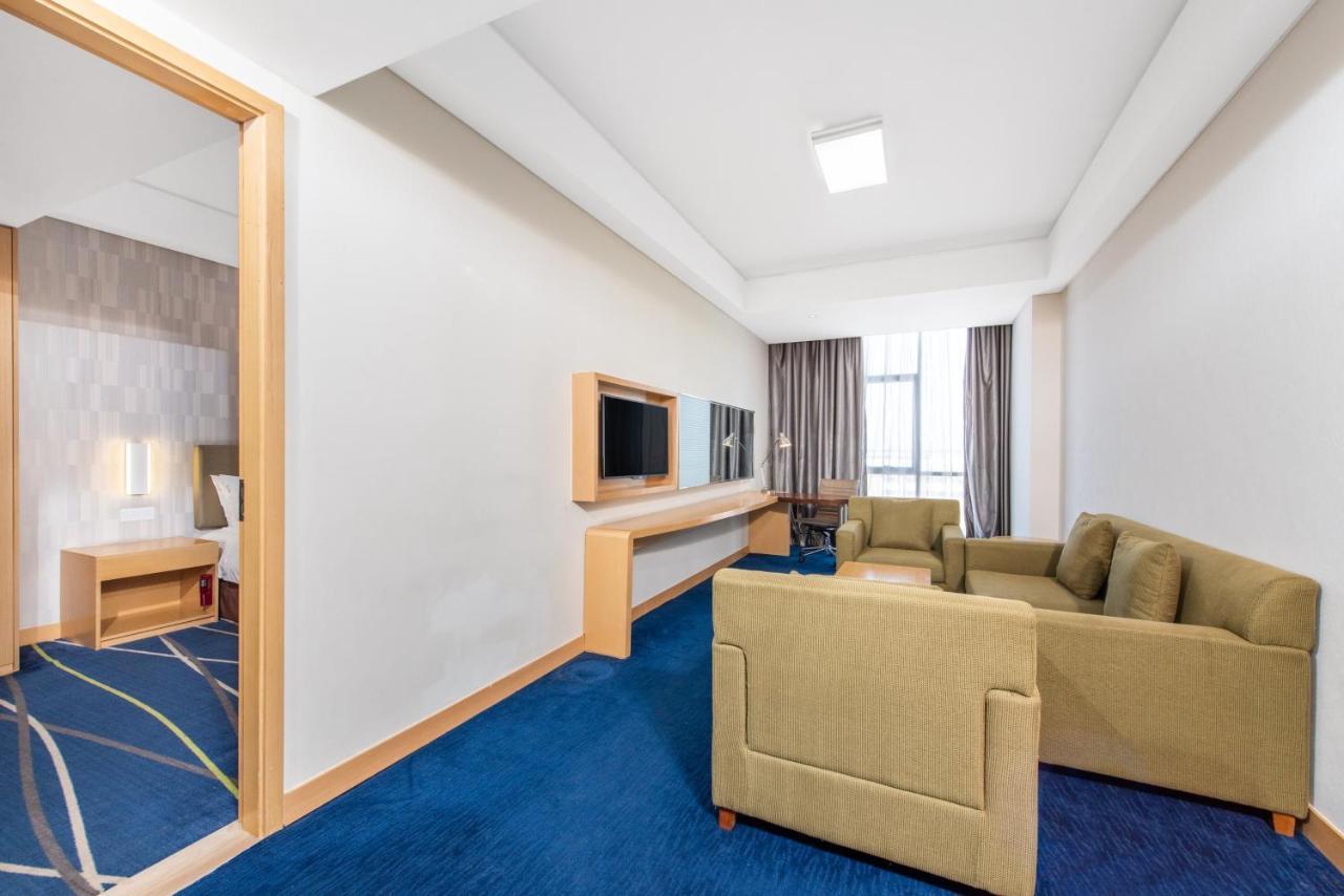 Holiday Inn Express Zhengzhou Airport By Ihg Xinzheng  Exteriér fotografie