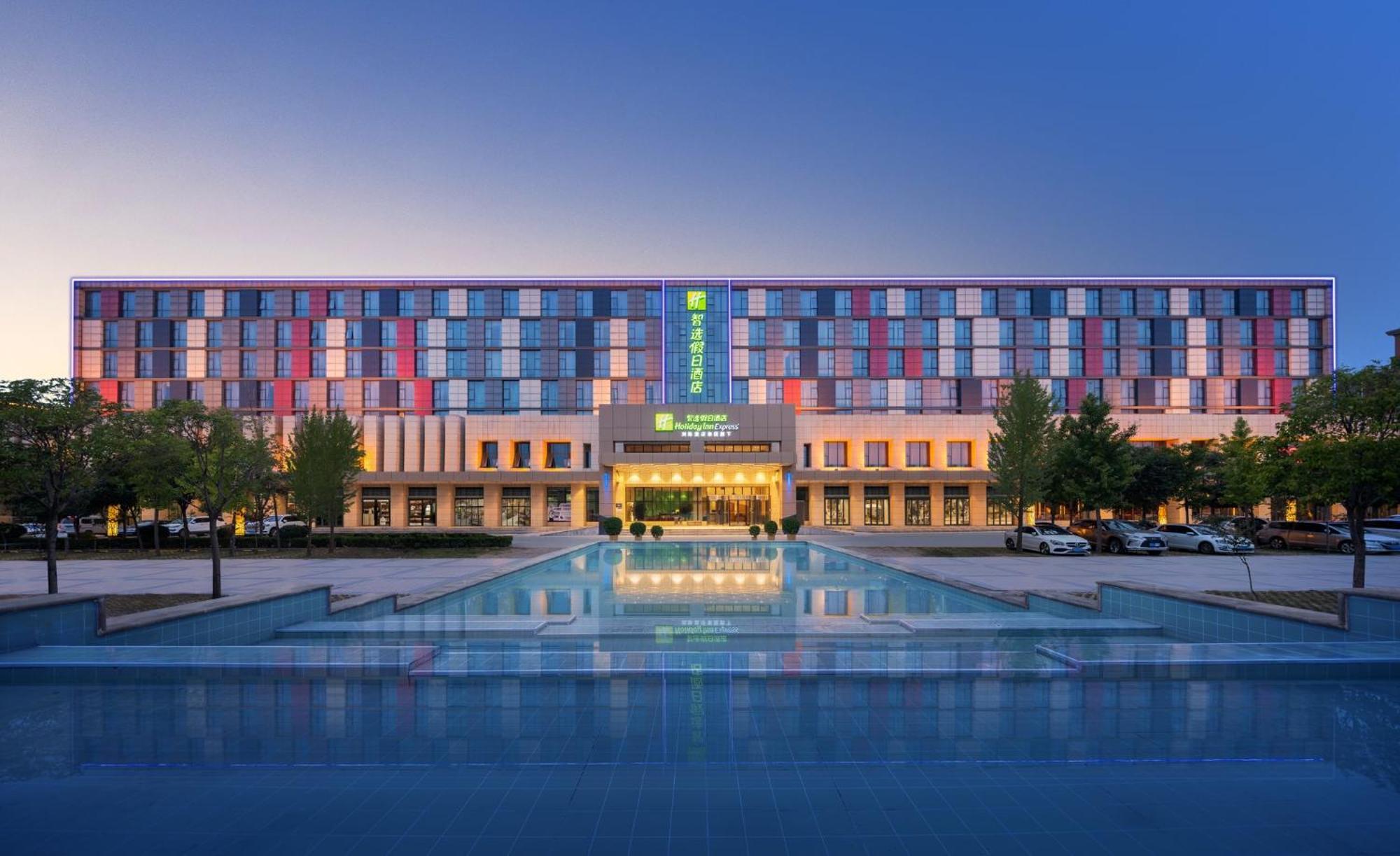 Holiday Inn Express Zhengzhou Airport By Ihg Xinzheng  Exteriér fotografie