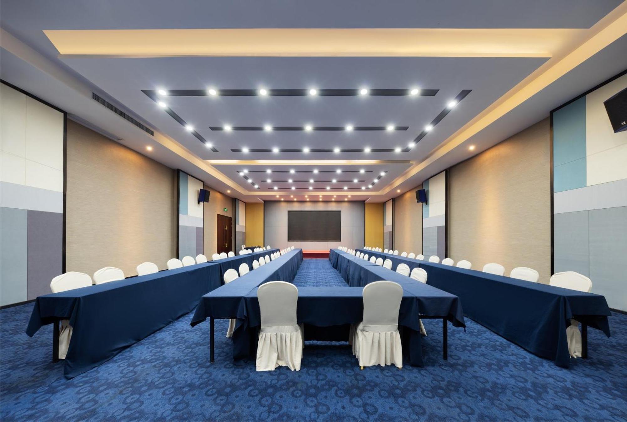 Holiday Inn Express Zhengzhou Airport By Ihg Xinzheng  Exteriér fotografie
