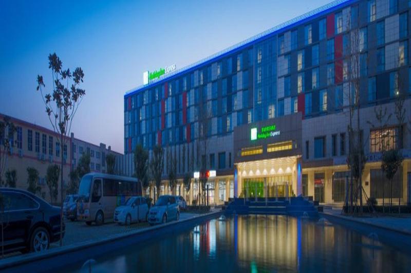 Holiday Inn Express Zhengzhou Airport By Ihg Xinzheng  Exteriér fotografie